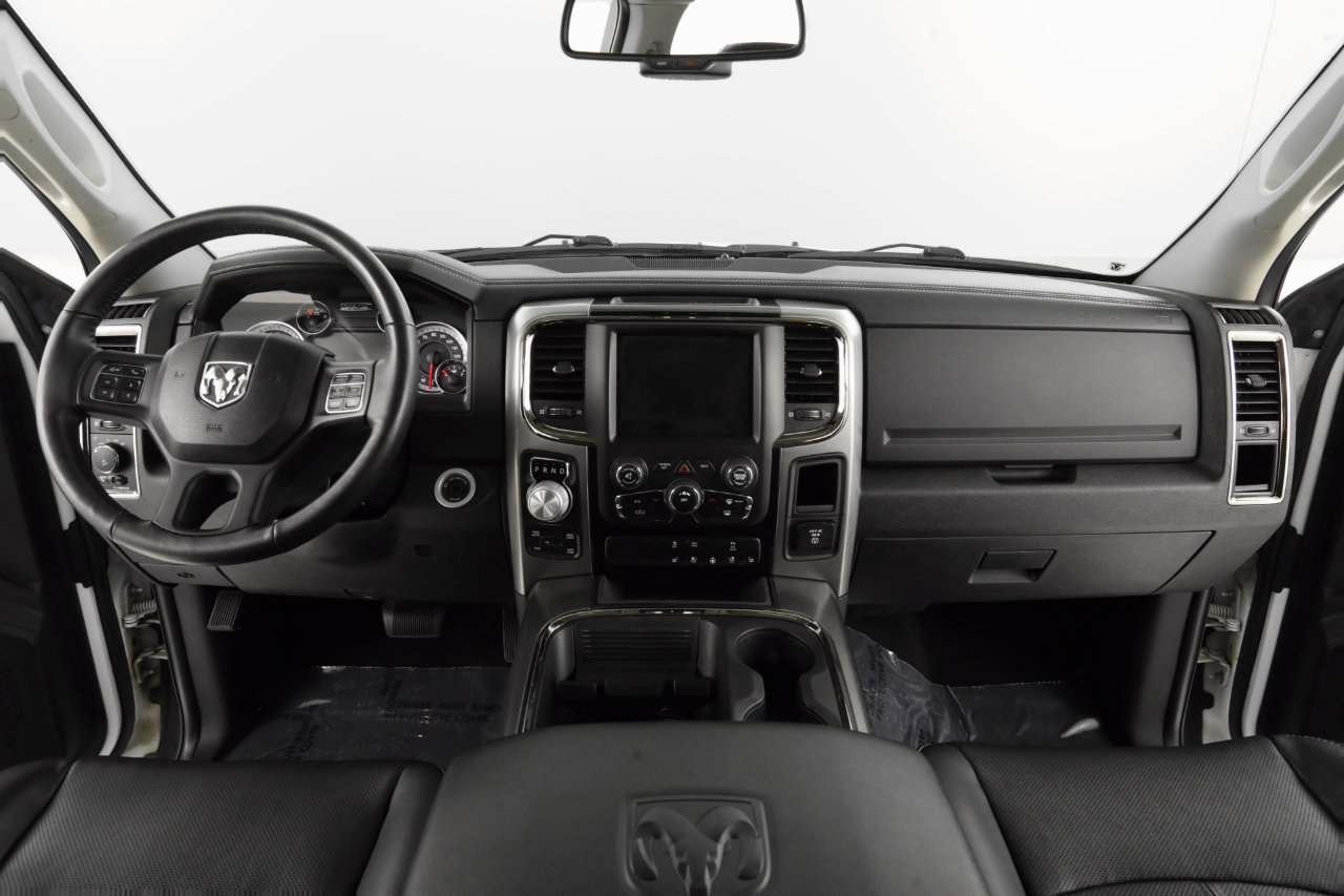 Used 2018 RAM 1500 Sport image 13