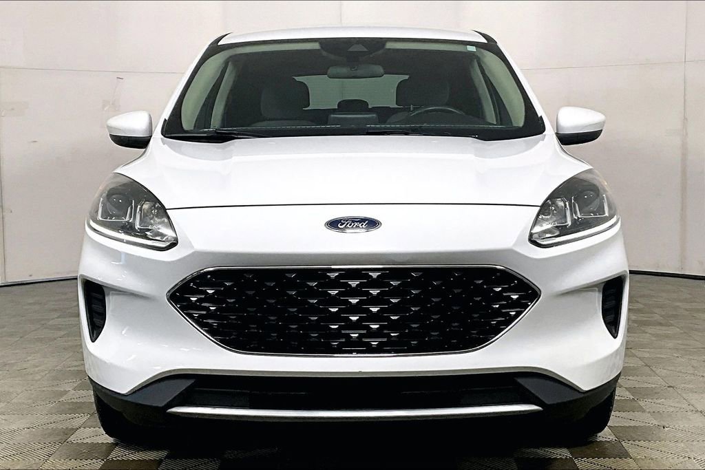 Used 2020 Ford Escape SE image 3