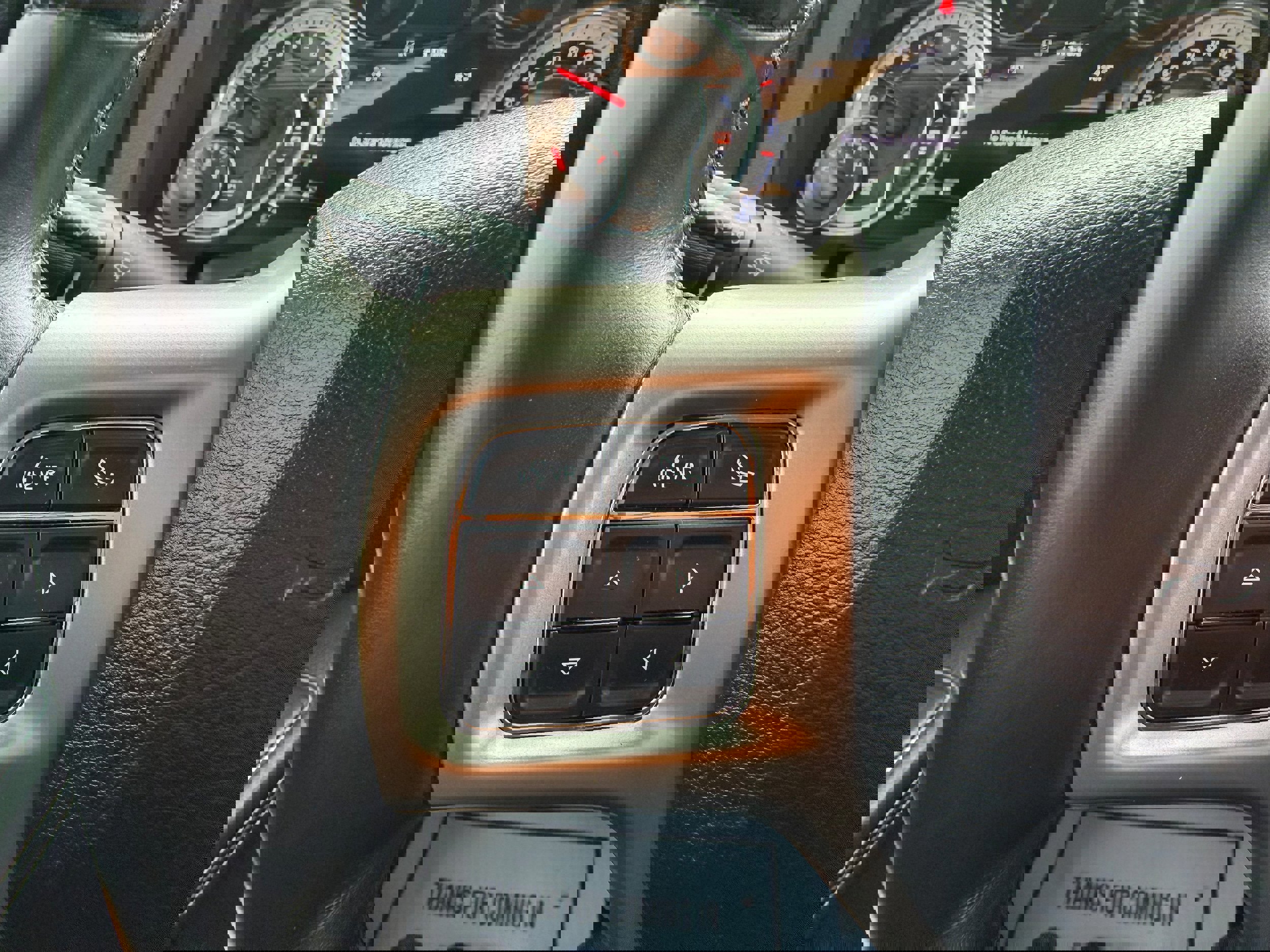 Used 2016 RAM 1500 Laramie w/ Convenience Group image 17