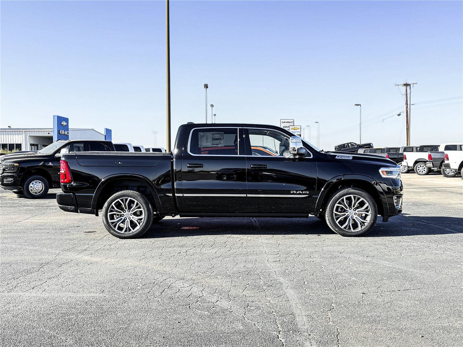 New 2026 RAM 1500 Tungsten w/ Towing Technology Group AWD/4WD image 4