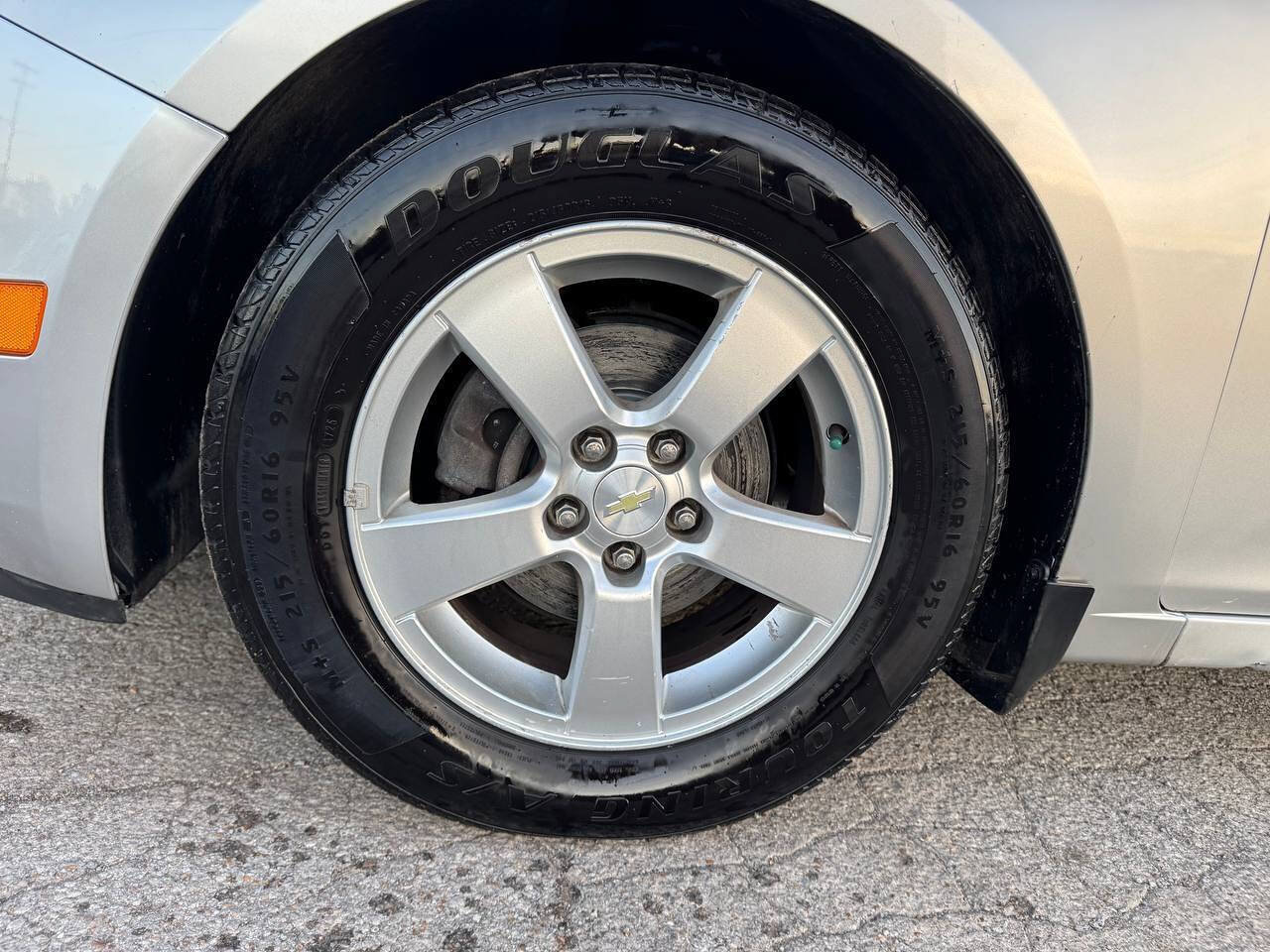 Used 2015 Chevrolet Cruze LT FWD image 27
