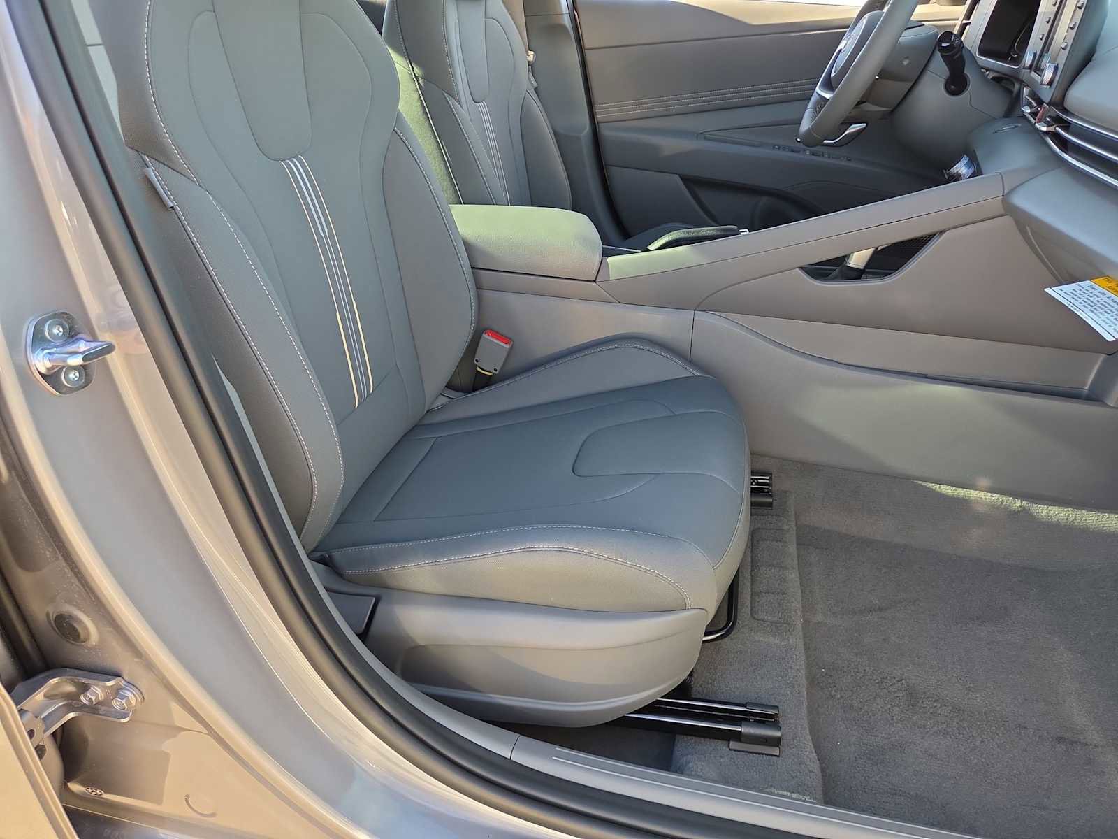 New 2026 Hyundai Elantra Sport image 21