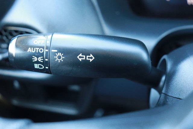 Used 2024 Honda HR-V LX image 21