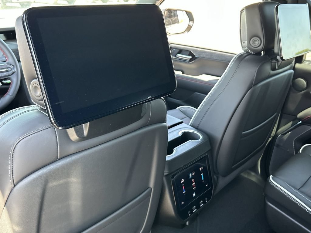 New 2026 GMC Yukon AT4 Ultimate AWD/4WD image 36
