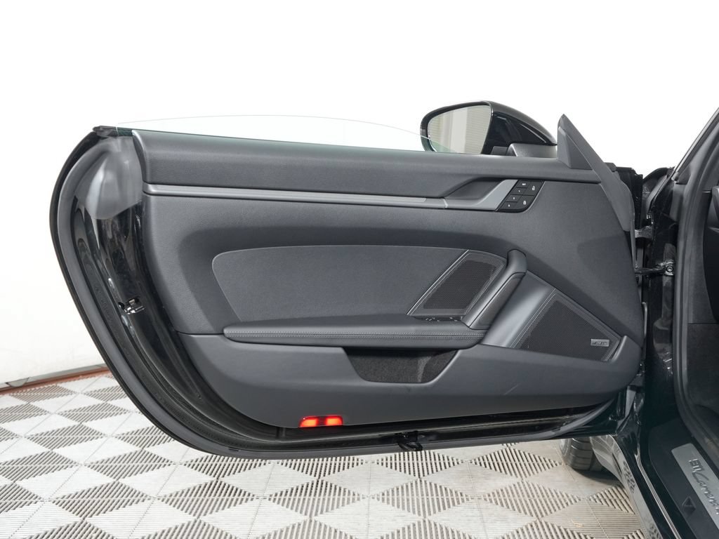 Certified 2024 Porsche 911 Carrera 4 AWD/4WD image 20