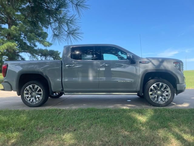 Used 2024 GMC Sierra 1500 Denali AWD/4WD image 12