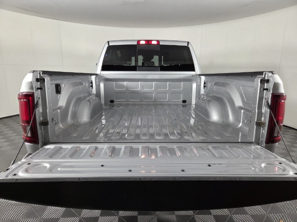 Used 2026 RAM 2500 Laramie AWD/4WD image 27