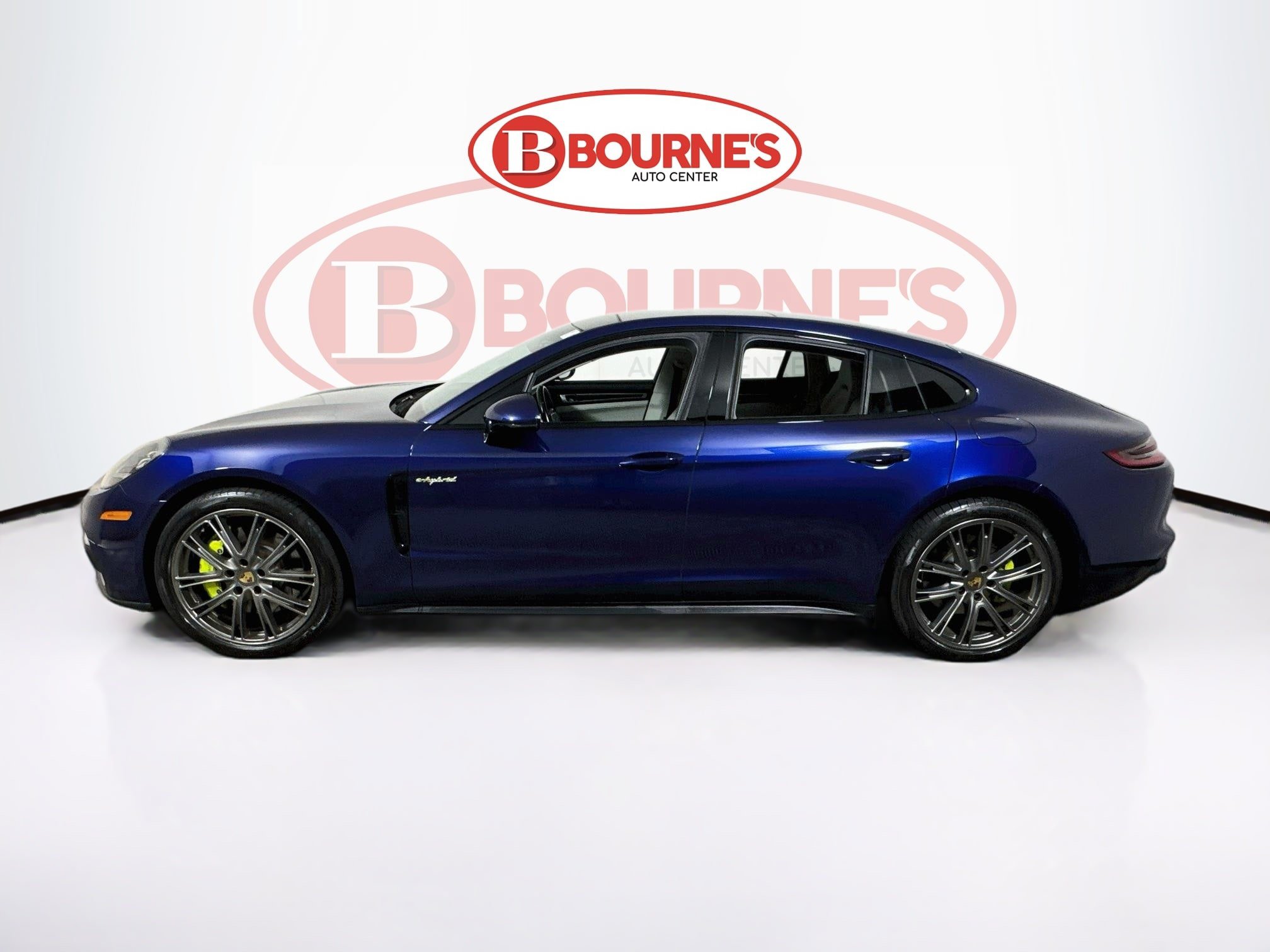 Used 2020 Porsche Panamera 4 AWD/4WD image 9