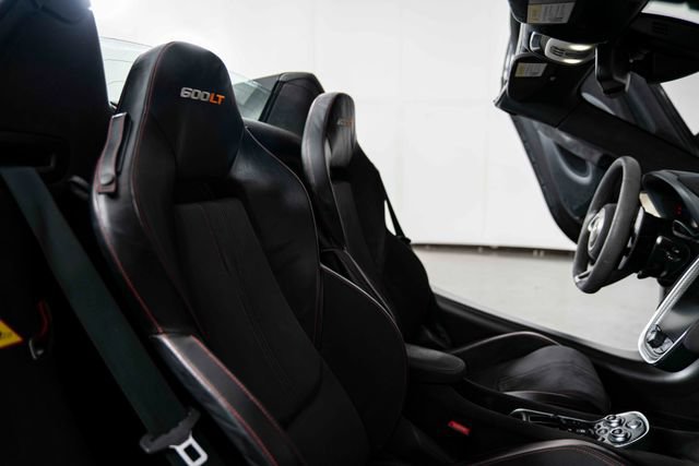 Used 2020 McLaren 600LT Spider RWD image 23