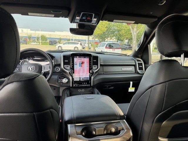 New 2026 RAM 1500 Laramie w/ Sport Appearance Package image 32