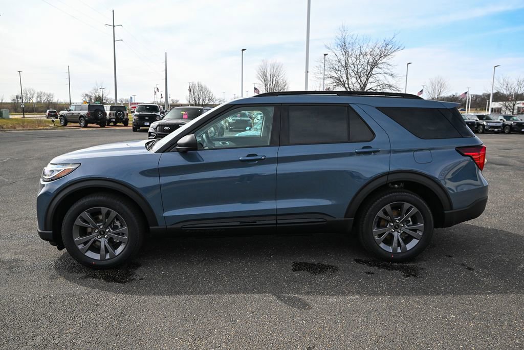New 2026 Ford Explorer Active w/ Active Comfort Package image 8