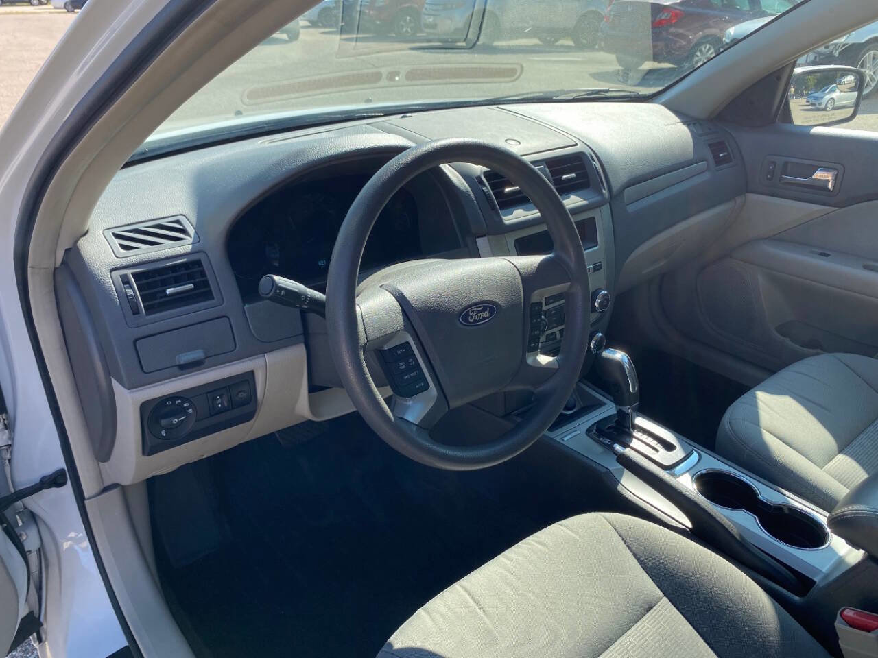 Used 2012 Ford Fusion SE image 10