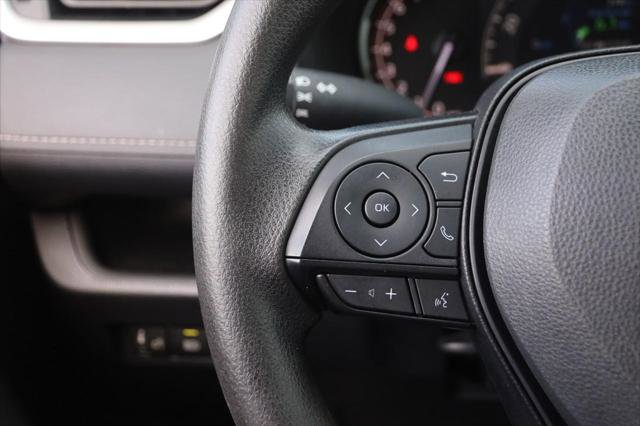 Certified 2023 Toyota RAV4 LE AWD/4WD image 11