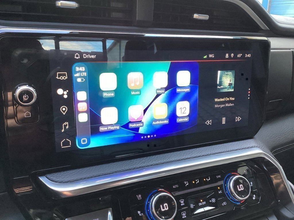 Used 2024 GMC Sierra 2500 Denali w/ Denali Reserve Package image 49