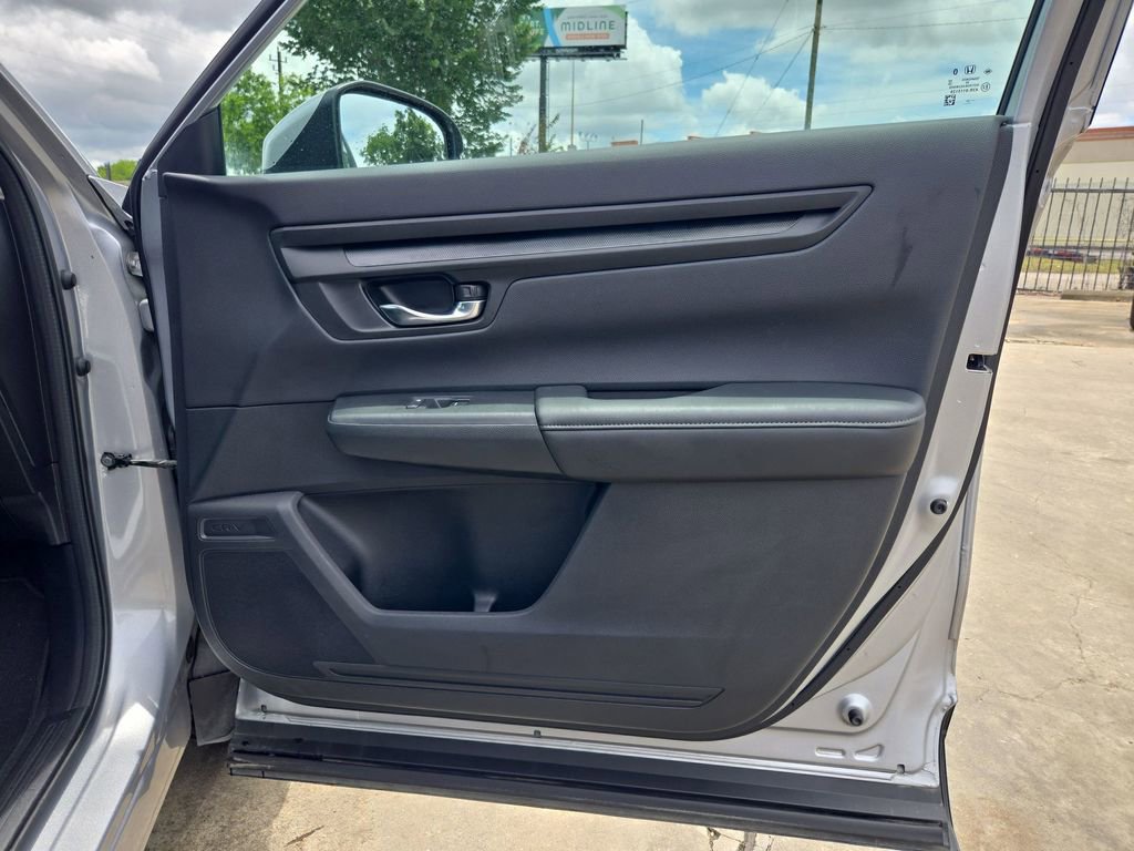 Used 2025 Honda CR-V LX image 31