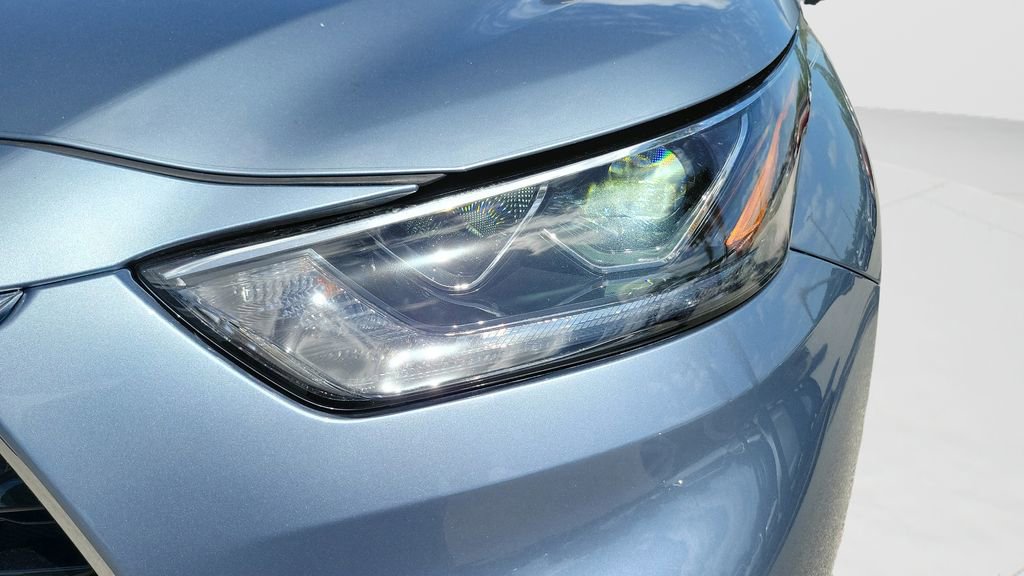 Used 2022 Toyota Highlander Platinum FWD image 24
