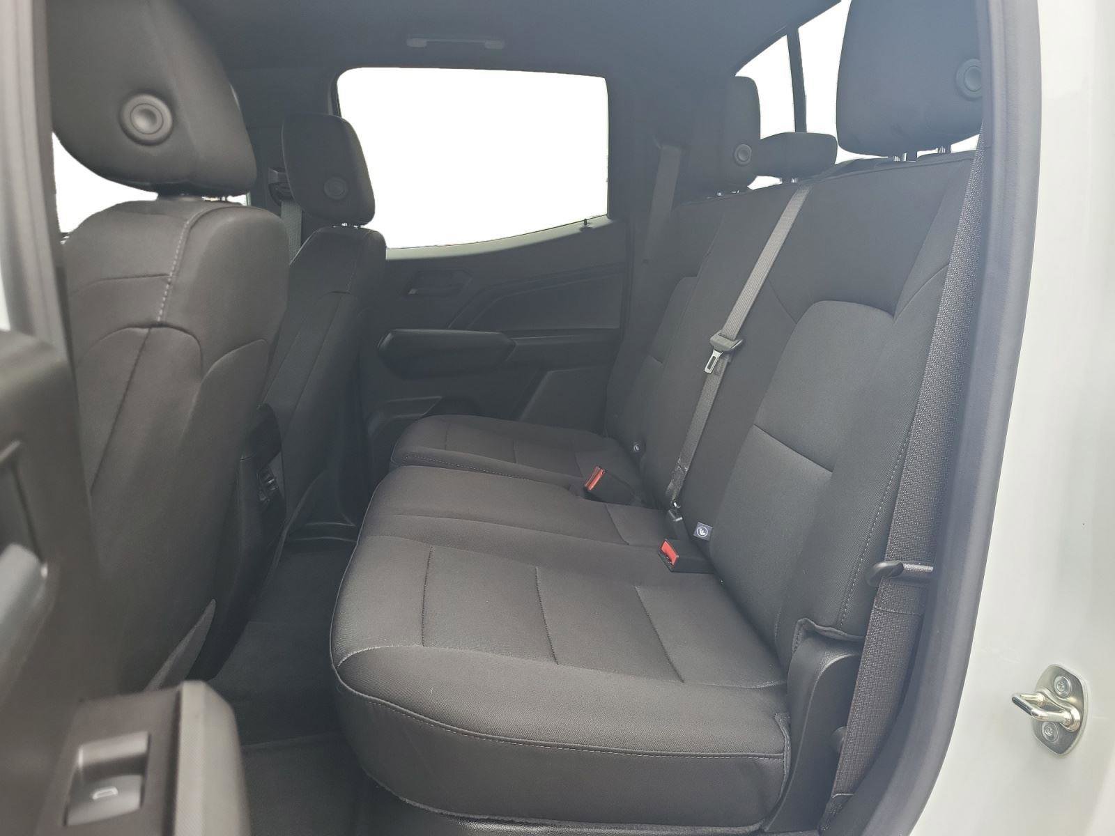 Used 2025 Chevrolet Colorado Trail Boss image 19