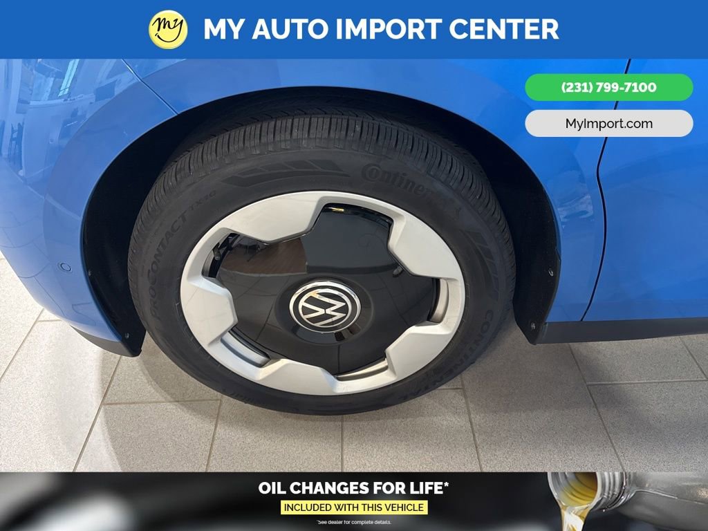 Used 2025 Volkswagen ID. Buzz Pro S image 7
