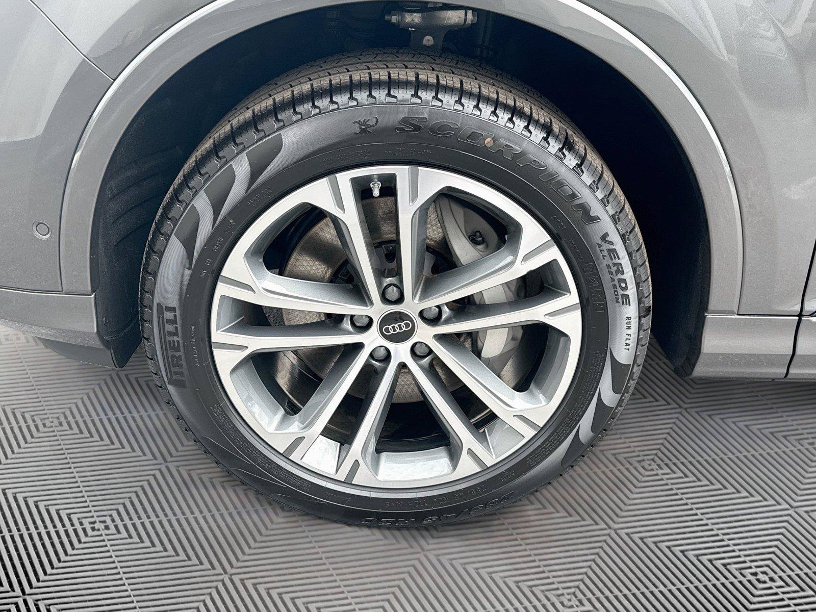 New 2026 Audi Q7 2.0T Premium AWD/4WD image 32