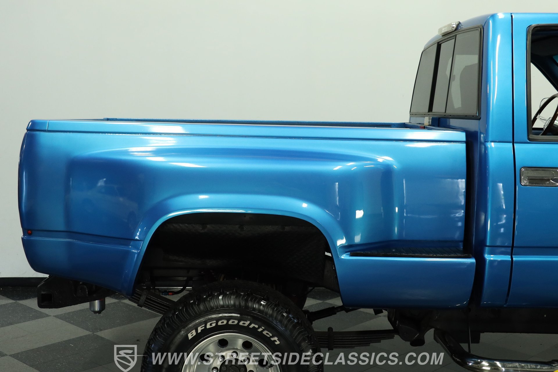 Used 1988 Chevrolet Silverado 1500 4x4 Regular Cab image 27