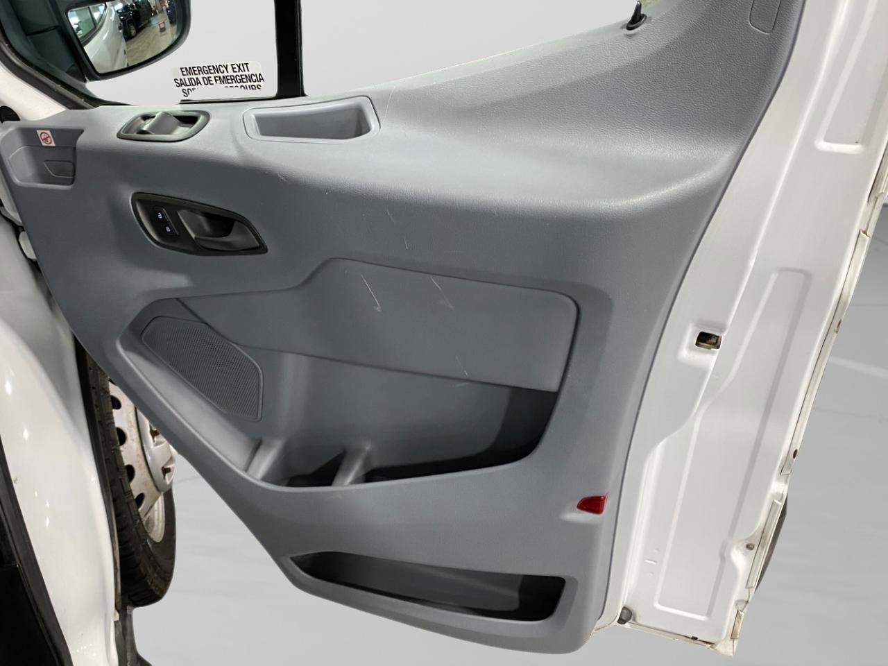 Used 2019 Ford Transit 350 XL image 24