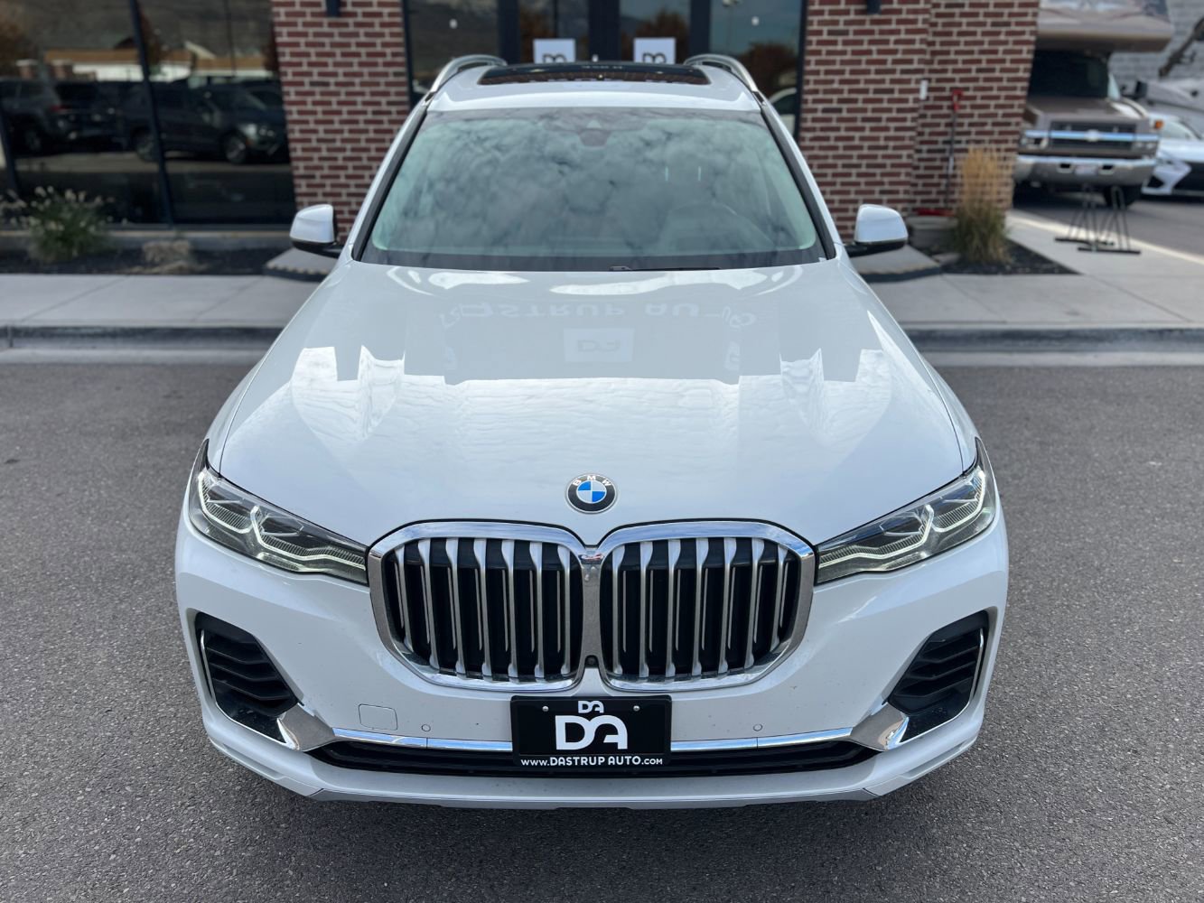 Used 2020 BMW X7 xDrive40i w/ Executive Package image 9