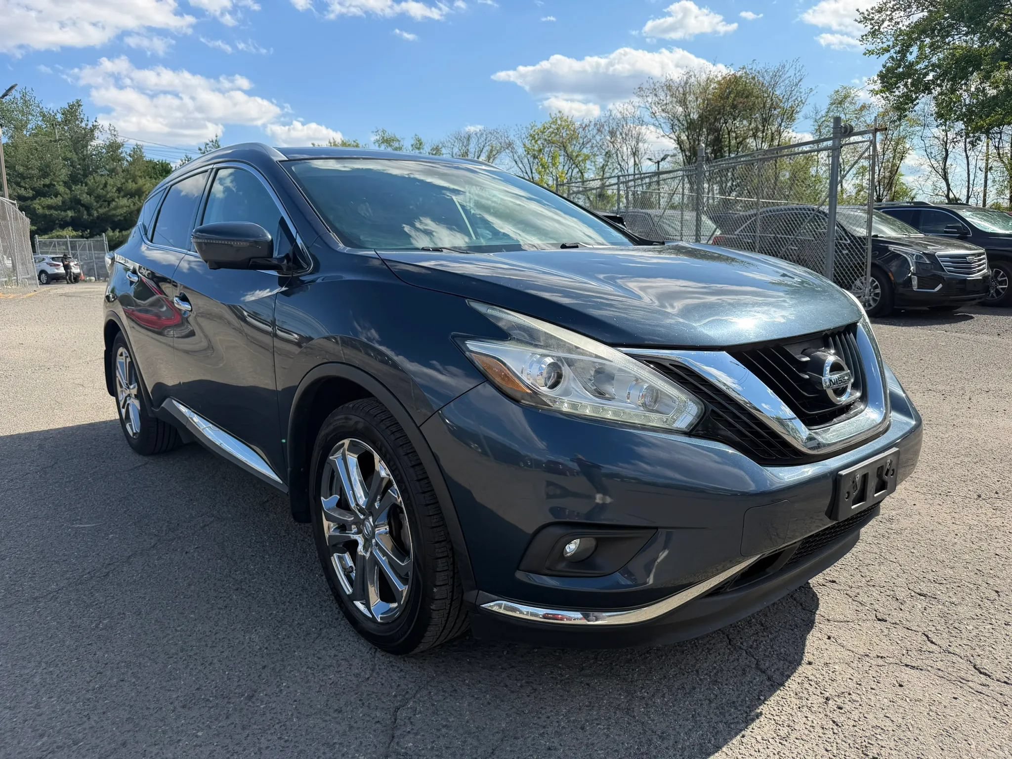 Used 2017 Nissan Murano Platinum w/ Platinum Technology Package AWD/4WD image 3