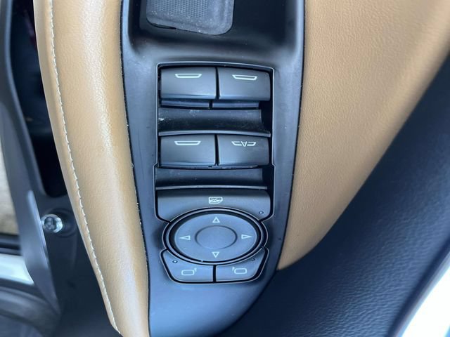 Used 2019 Buick Enclave Essence w/ Trailering Package, 5000 lbs. FWD image 9