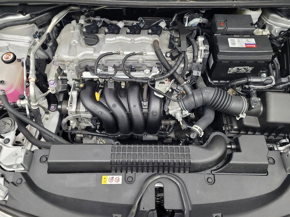 Used 2021 Toyota Corolla LE FWD image 30