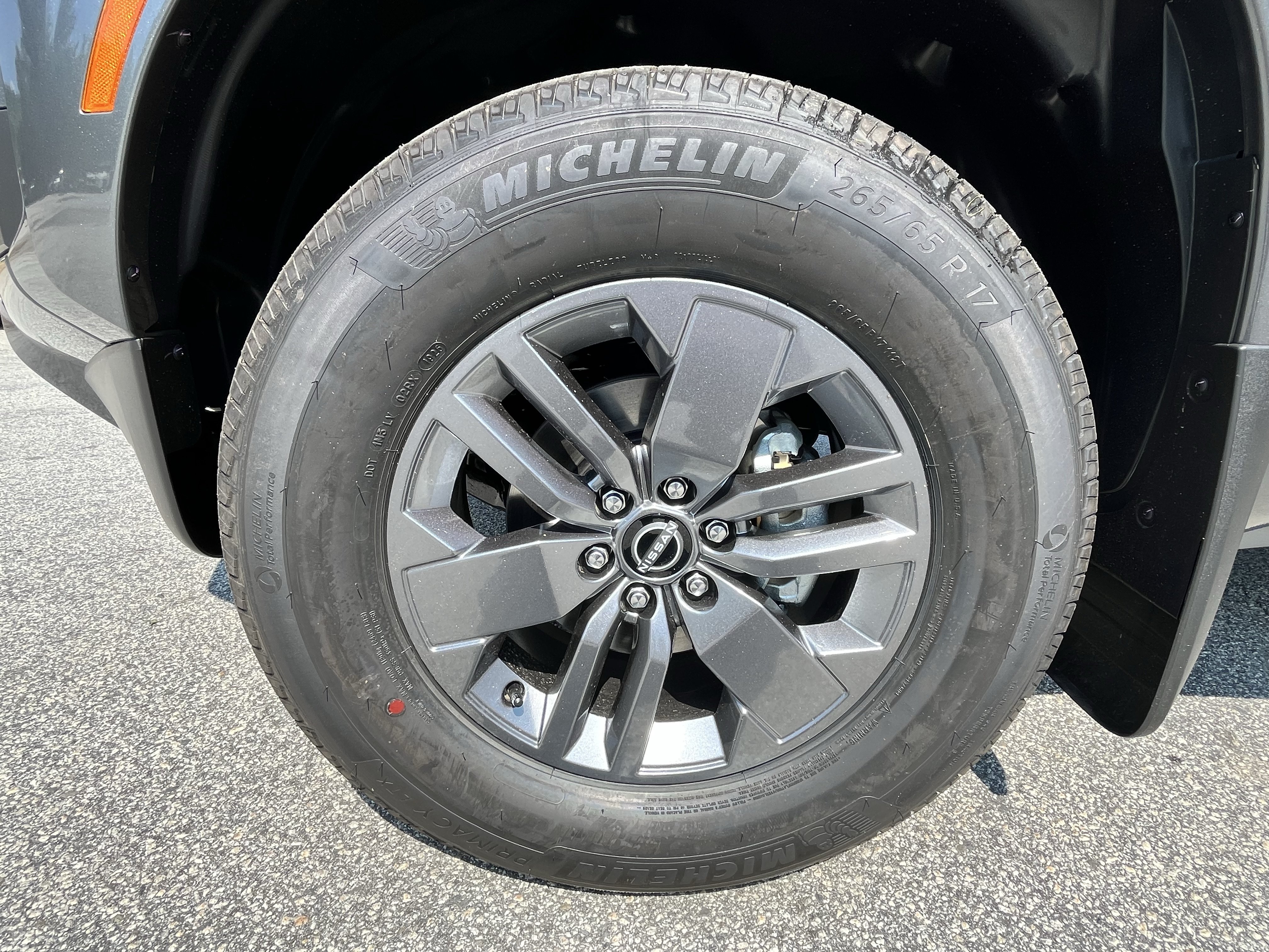 New 2026 Nissan Frontier SV w/ Tow Package AWD/4WD image 12