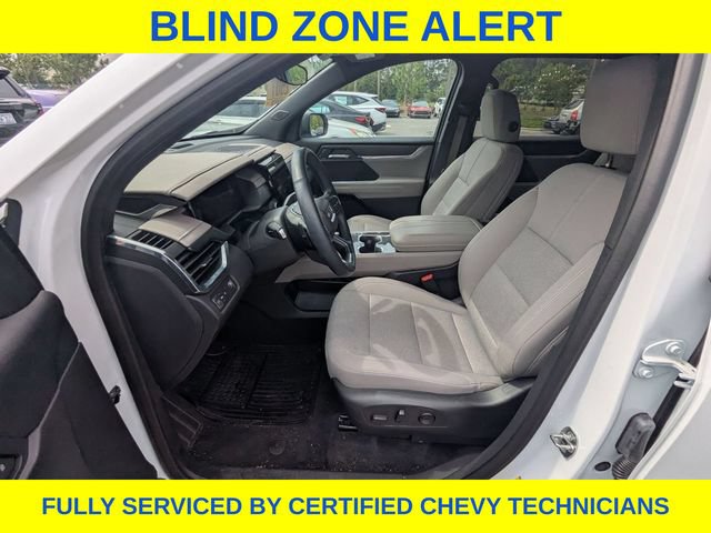 Used 2025 GMC Acadia Elevation FWD image 13