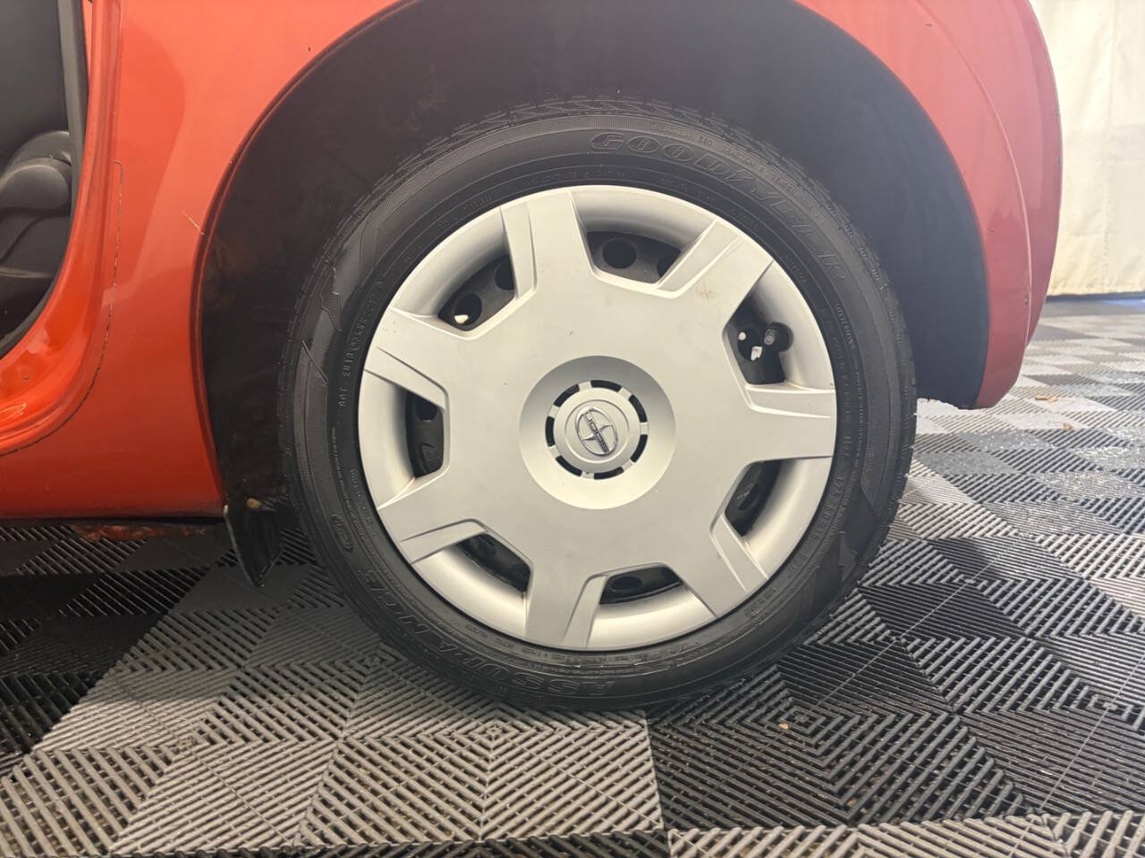 Used 2012 Scion iQ w/ Rear Speaker Pkg FWD image 19