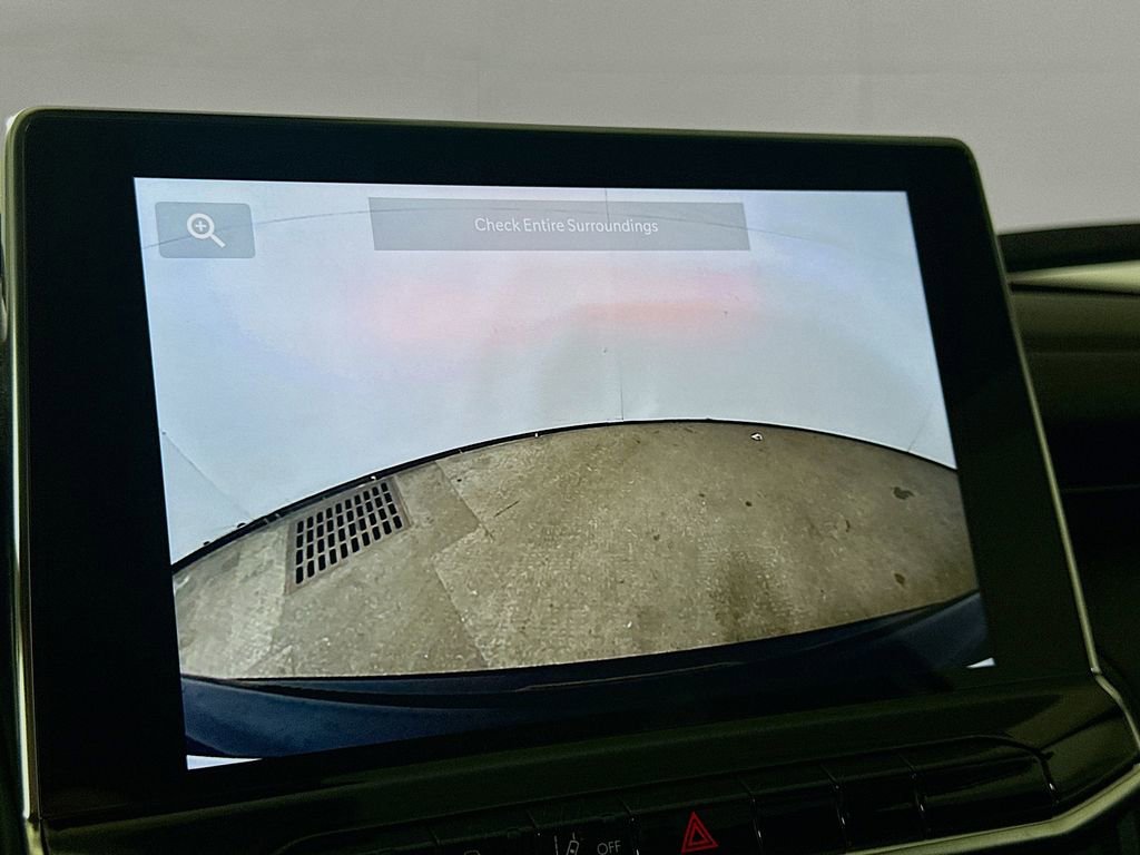 Used 2026 Jeep Compass Latitude image 10