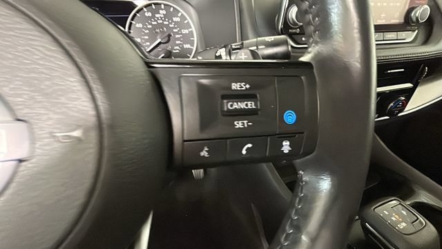 Used 2021 Nissan Rogue SV AWD/4WD image 16