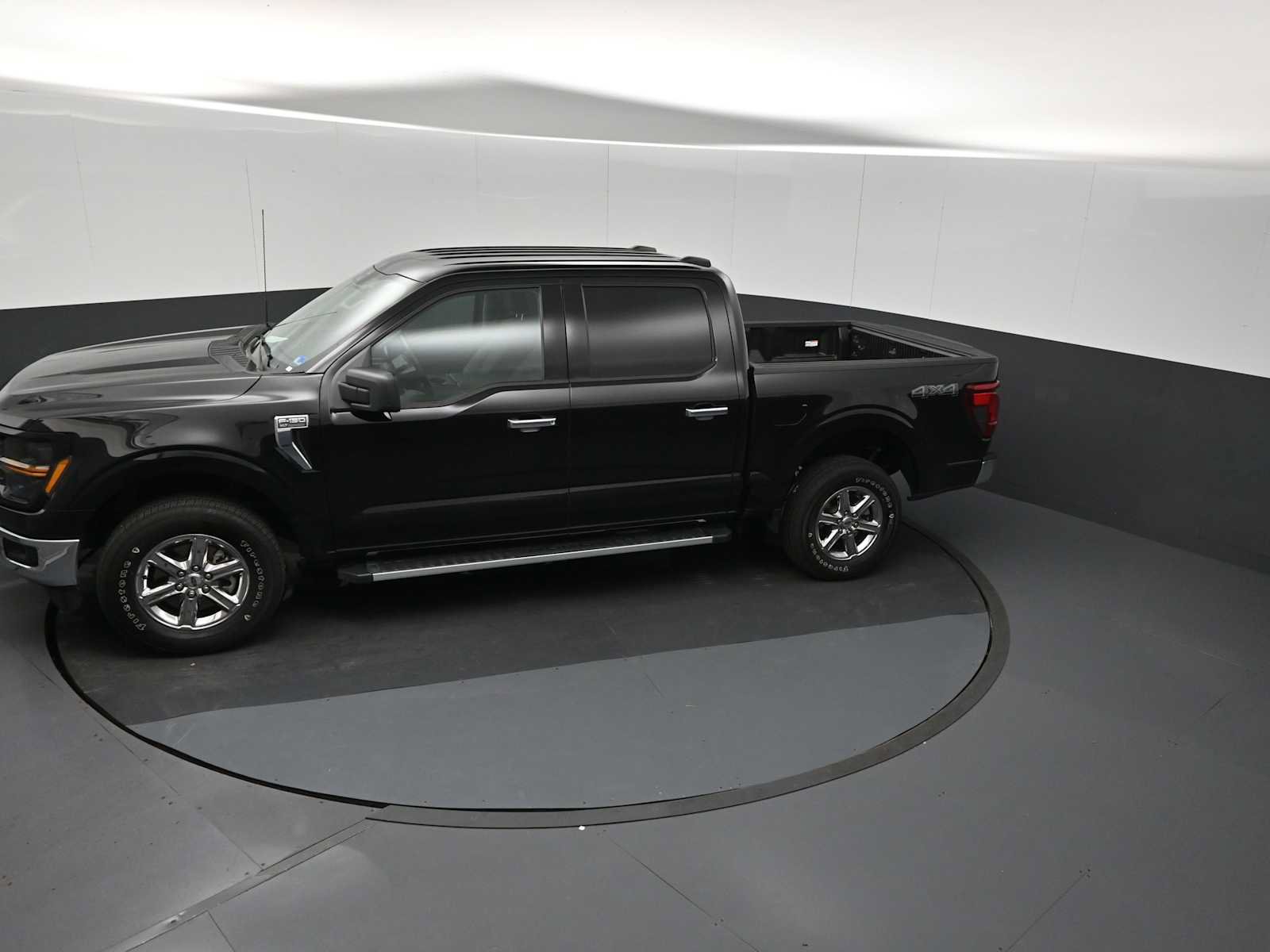 Used 2025 Ford F150 XLT w/ Equipment Group 301A Standard AWD/4WD image 34