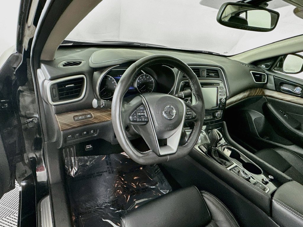 Used 2018 Nissan Maxima Platinum FWD image 16