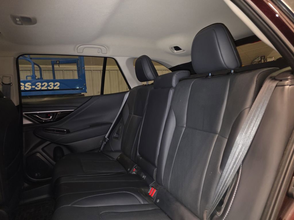 Used 2025 Subaru Outback Touring XT AWD/4WD image 19