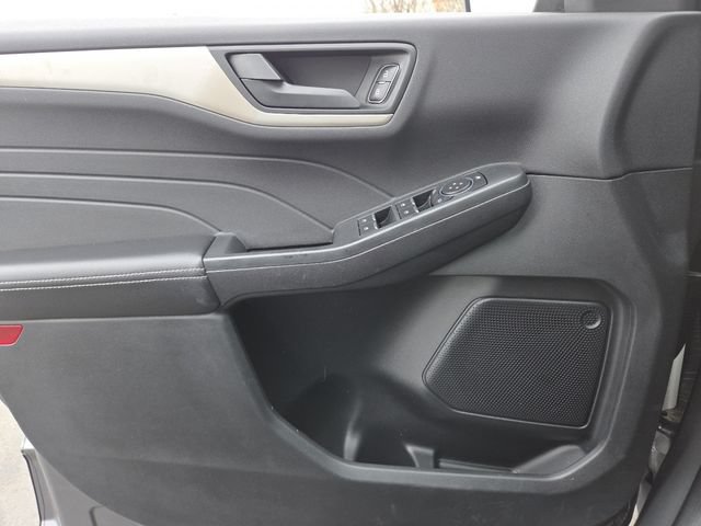 Used 2022 Ford Escape S FWD image 30