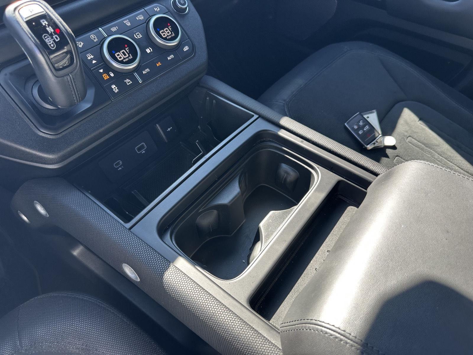 Used 2023 Land Rover Defender 110 Carpathian Edition AWD/4WD image 39