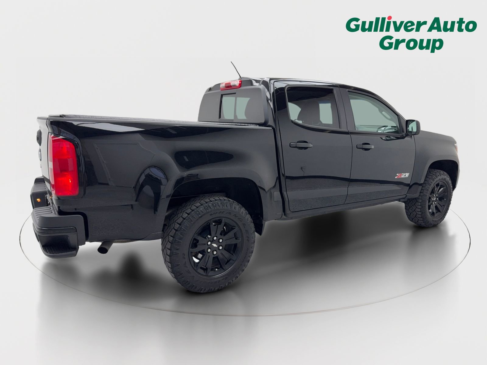 Used 2018 Chevrolet Colorado Z71 w/ Z71 Midnight Edition image 9