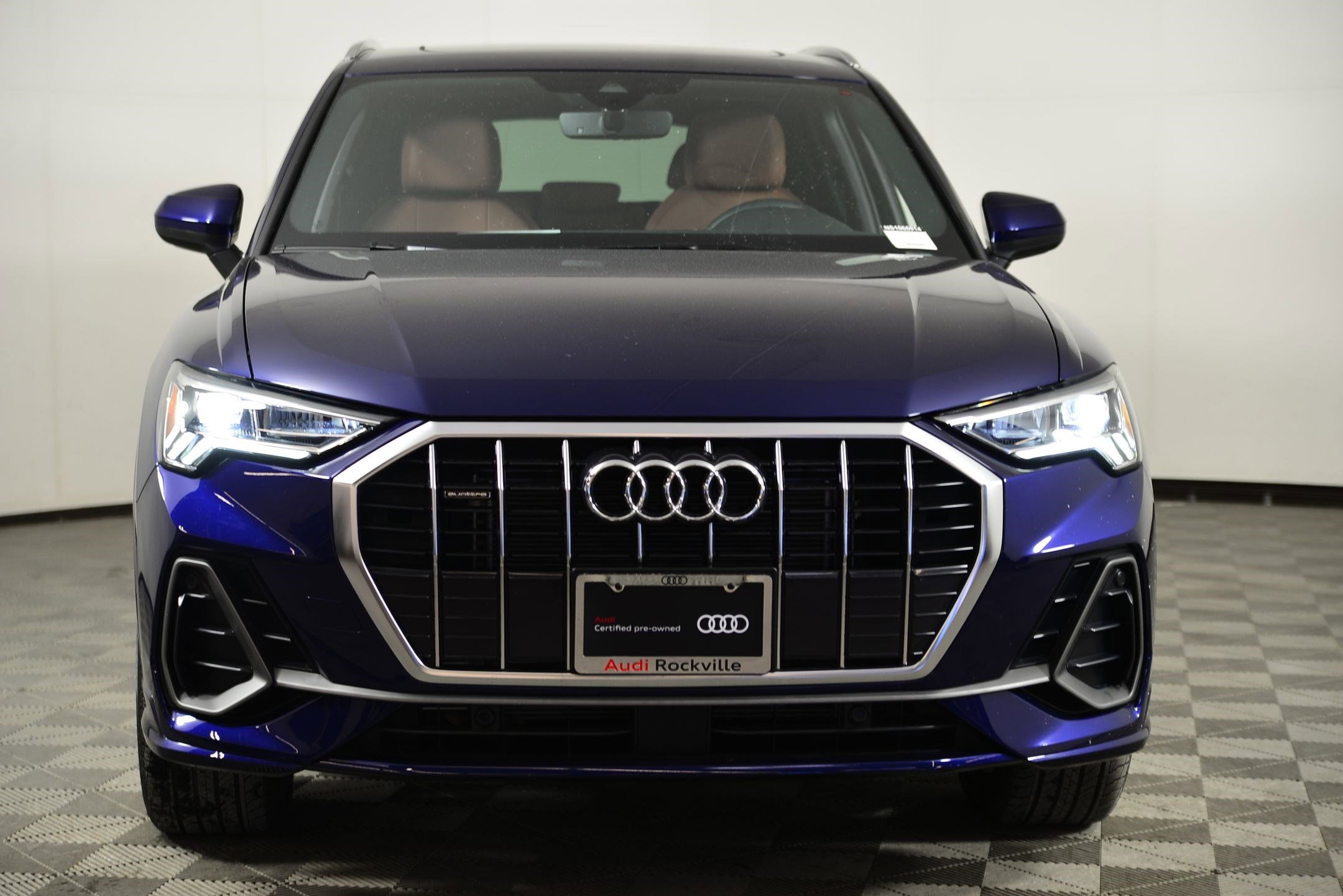 Certified 2025 Audi Q3 2.0T Premium w/ Convenience Package image 5