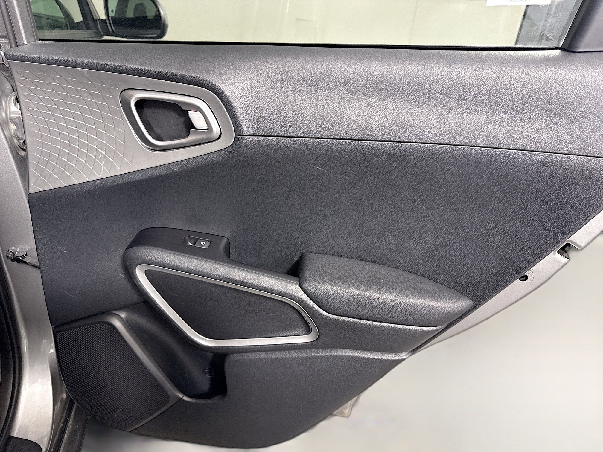 Used 2024 Kia Soul LX w/ Option Group 015 image 27