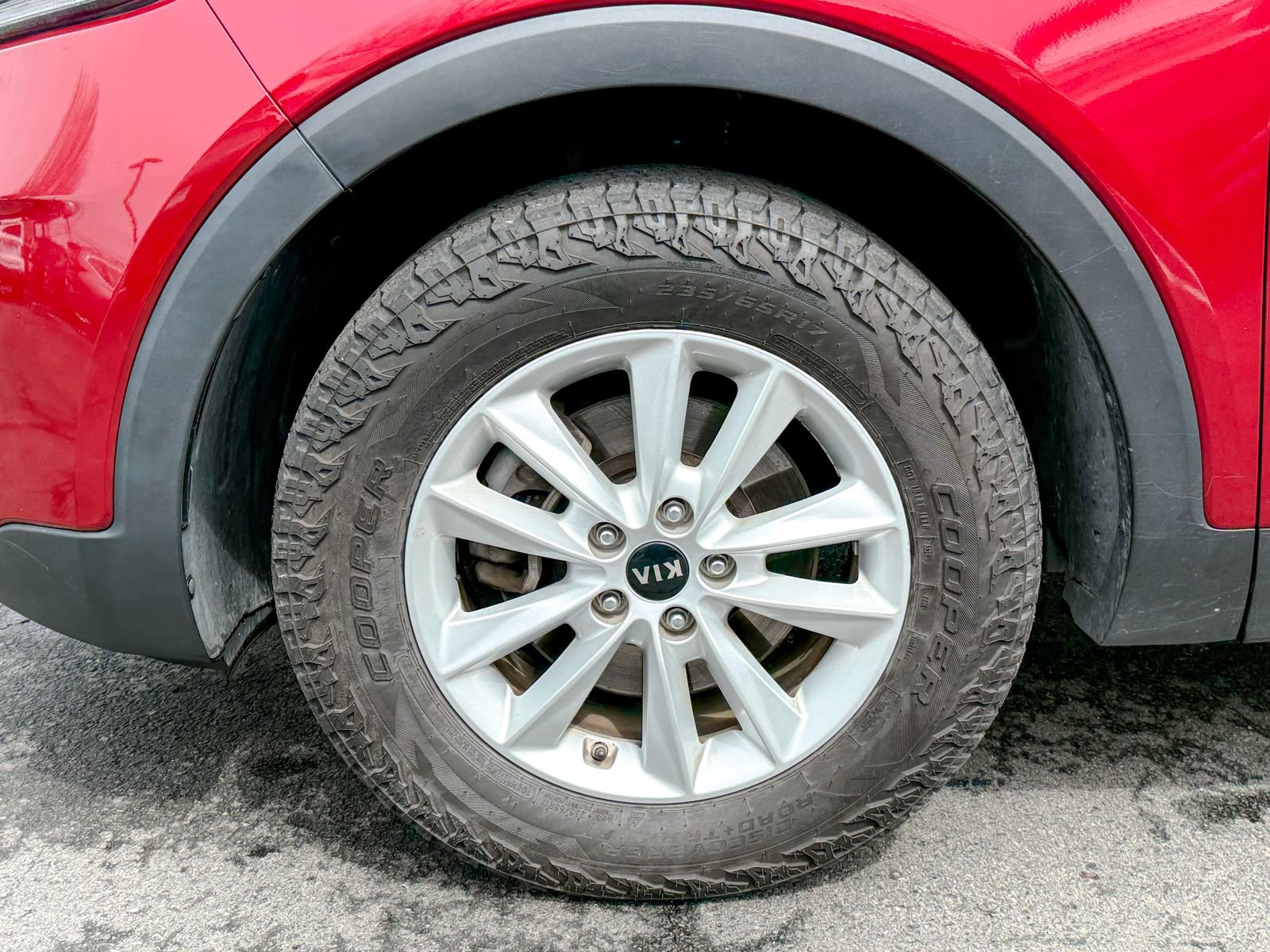 Certified 2020 Kia Sorento LX image 11