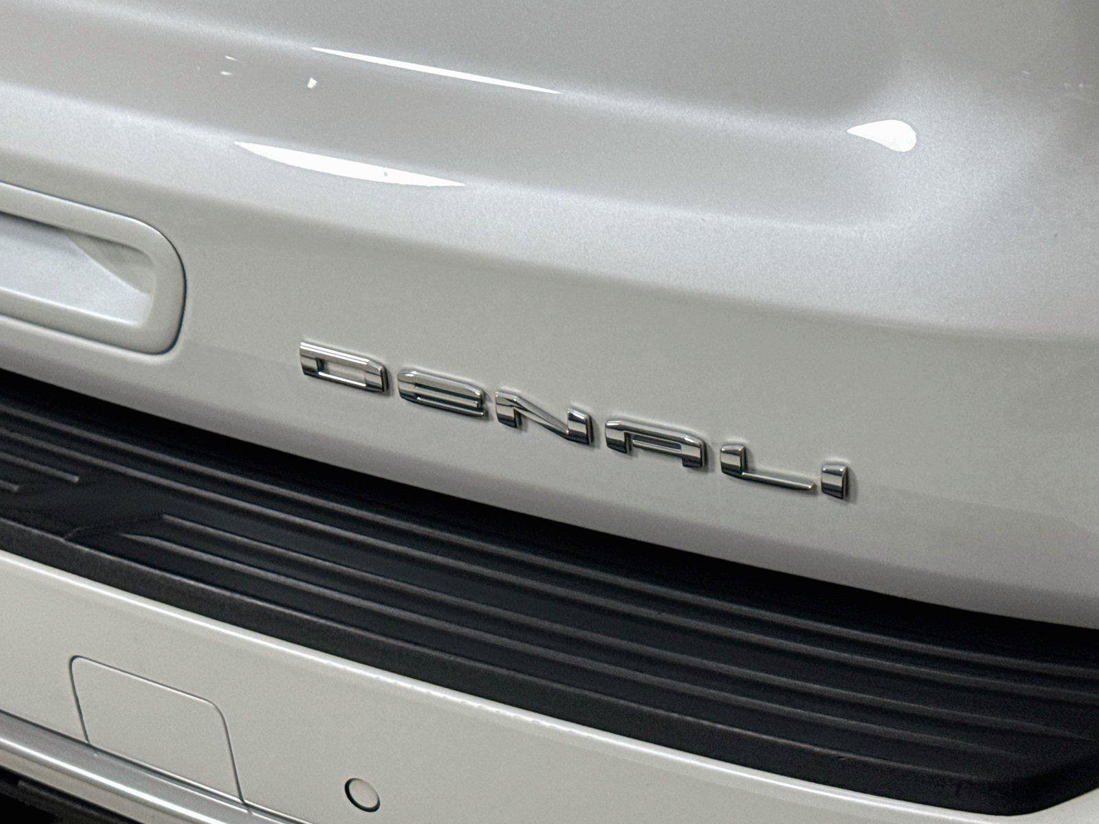 Used 2022 GMC Yukon Denali AWD/4WD image 32