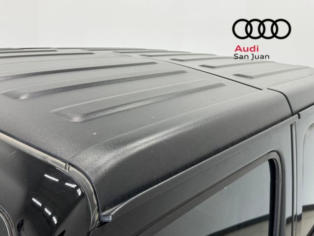 Used 2023 Jeep Gladiator Rubicon w/ Trailer Tow Package image 9