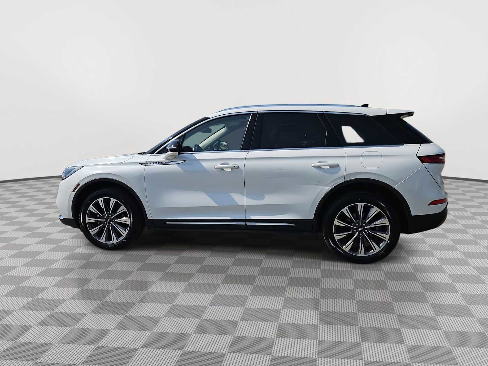 Used 2021 Lincoln Corsair Reserve w/ Elements Package AWD/4WD image 5
