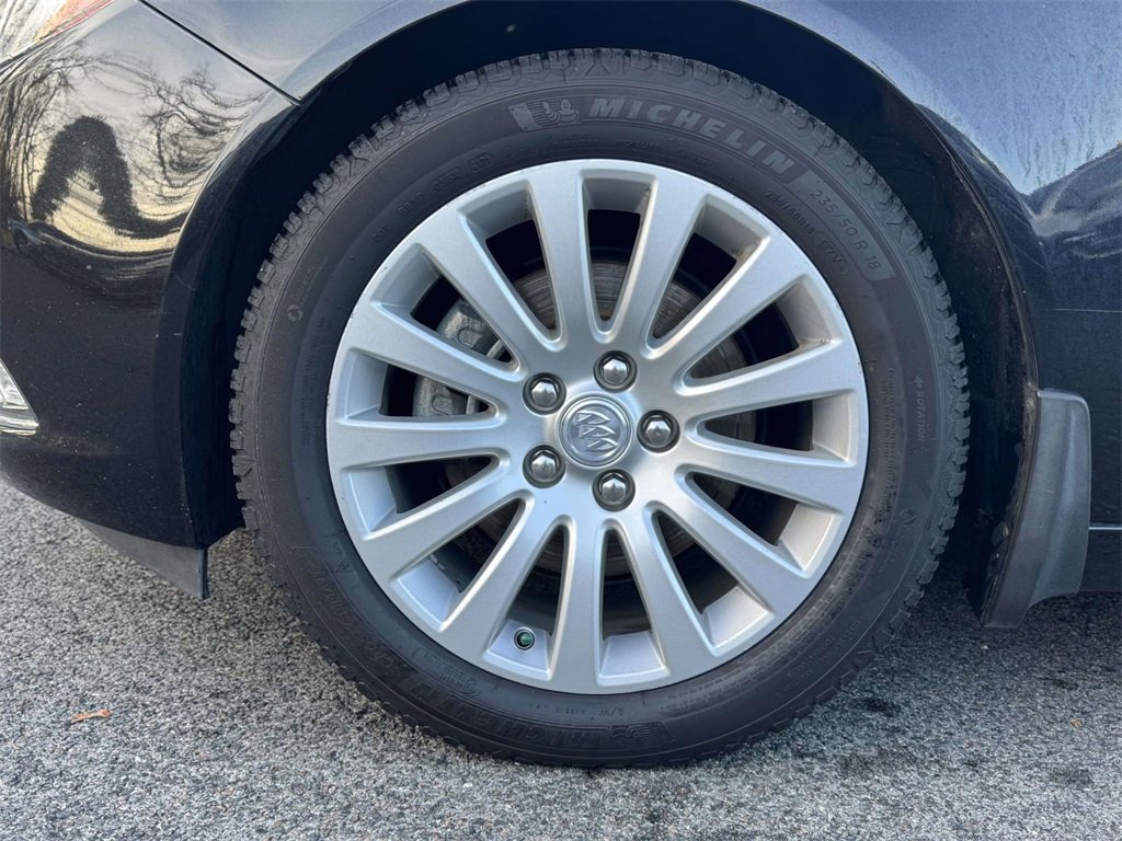 Used 2013 Buick Regal Premium image 8