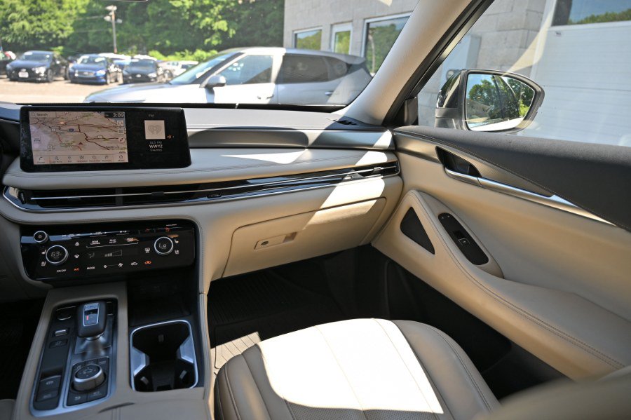 Used 2023 INFINITI QX60 Luxe w/ Cargo Package AWD/4WD image 16