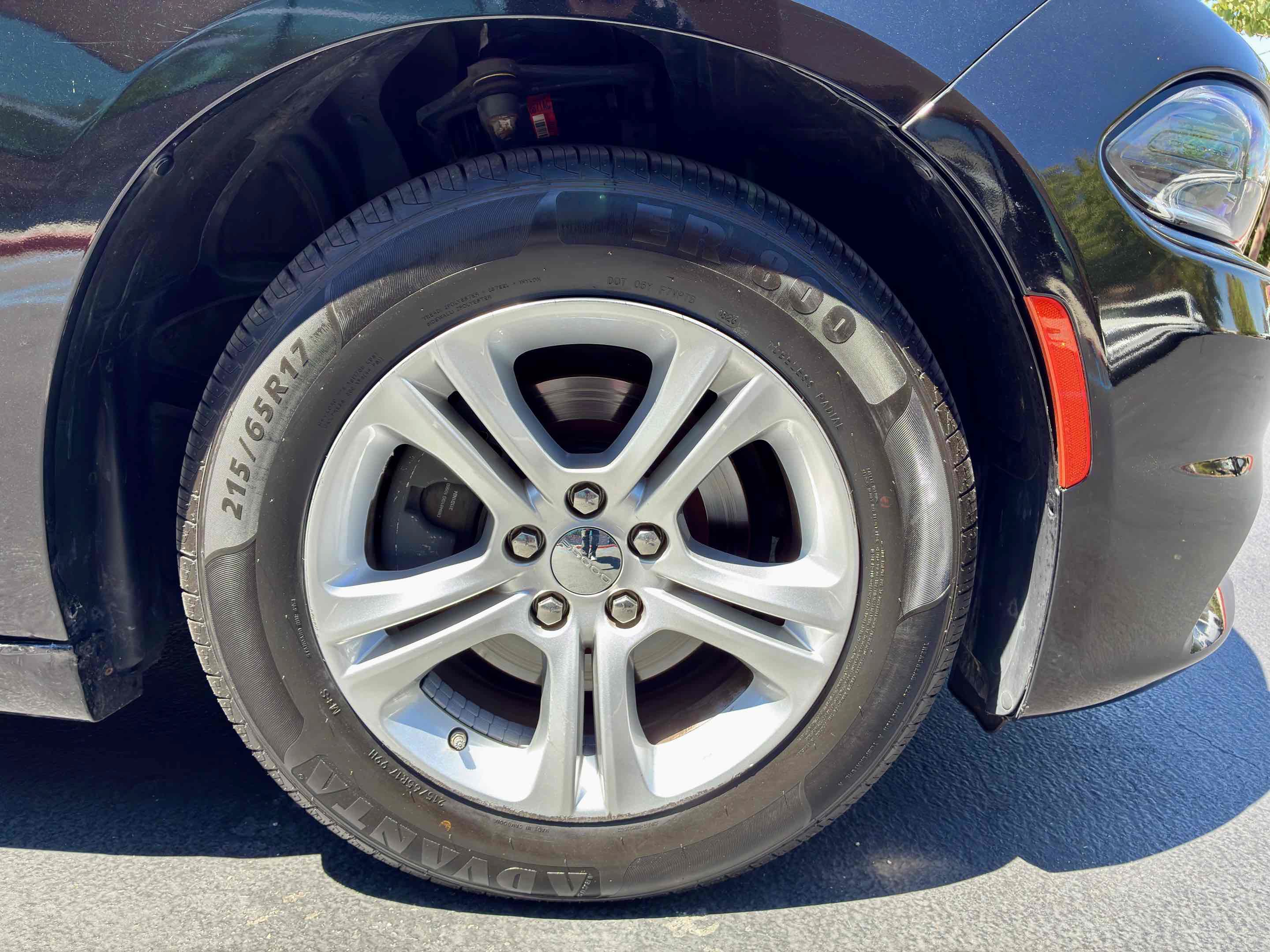 Used 2023 Dodge Charger SXT RWD image 12
