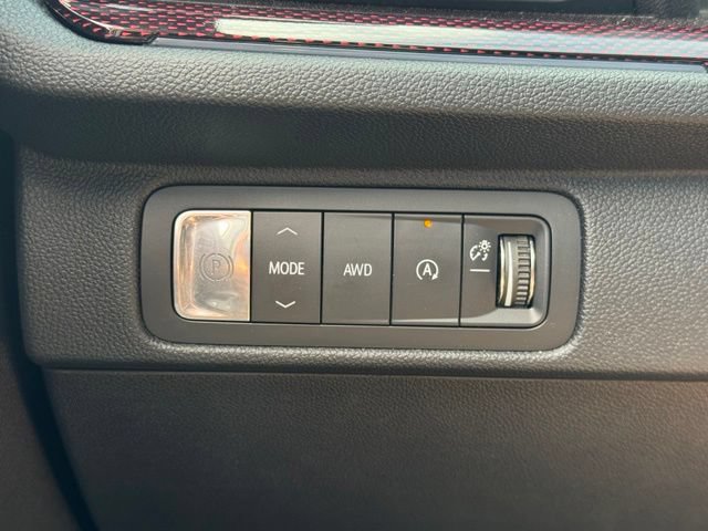Certified 2024 Chevrolet Traverse RS AWD/4WD image 34
